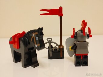LEGO Castle 6009 Black Knight - 4