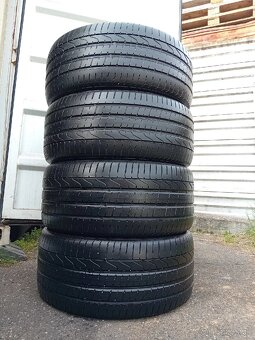 Pirelli Pzero 265/40R21 + 295/35R21 - 4