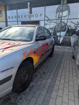 Hyundai Elantra III XD 1.6i GL - 4
