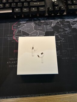 Apple Airpods 3 - 4