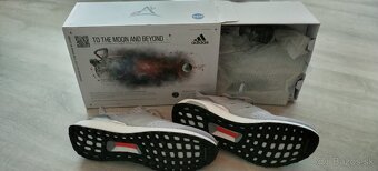 Nove tenisky Adidas Ultraboost Nasa edition - 4