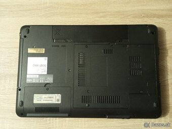 15,6" notebook Fujitsu Lifebook AH530 / 4GB/128GB TOP stav - 4