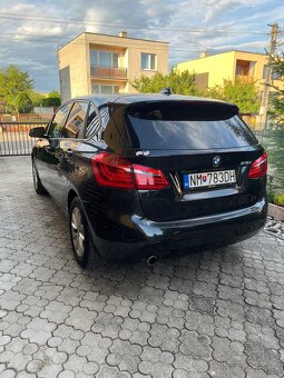 BMW 218d - 4
