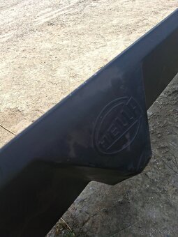 Predám spoiler značky Hella na ford taunus/cortina - 4