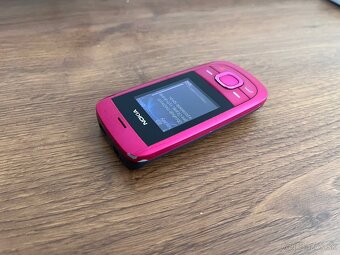 Nokia 2220s pink vysúvačka - 4