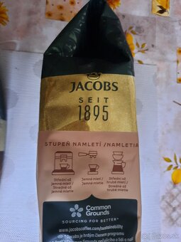 Zrnková káva Jacobs - 4