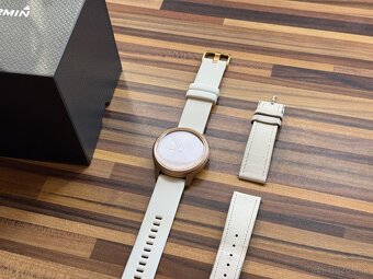 Garmin Vivomove style - 4
