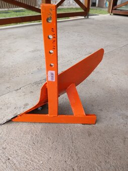 Pluh - 4