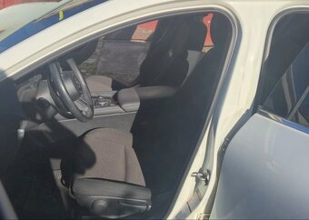 Predam Mazda 3, Skyactiv 2,0 90kw - 4