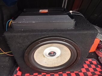 AKTÍVNY SUBWOOFER DO AUTA (JBL,FOCAL) - 4