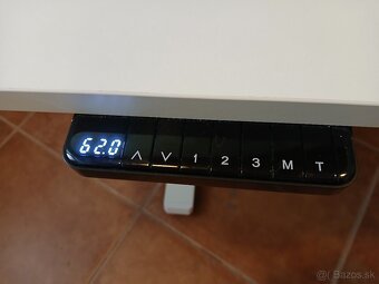 Elektricky vyskovo nastavitelny stol AlzaErgo table ET1 - 4