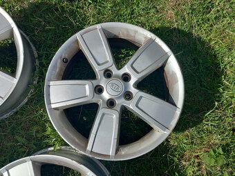 5x114.3 R18 Kia - 4