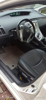 Toyota Prius  2015 - 4