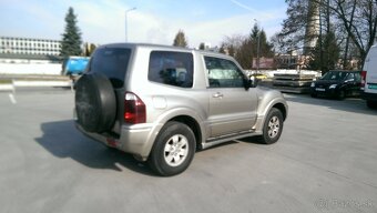Mitsubishi Pajero 3.2-Pohon: 4×4, - 4