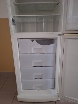 Chladnička s mraznickou - 4