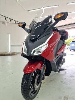 Honda Forza 350 - 4