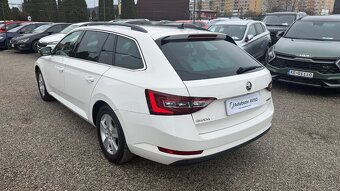 Škoda Superb Combi 2.0 TDI Ambition DSG - 4