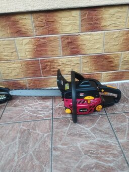 Homelite motorová píla - 4