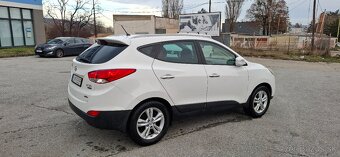Hyundai ix35 2.0 Crdi 100 KW 4x4 - 4