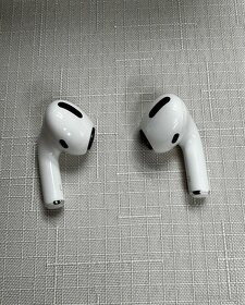 AirPods Pro - 4