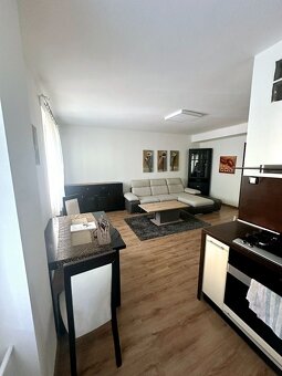 Prenájom 2-izbový byt pri Štrkovci, komplet zariadený - 4