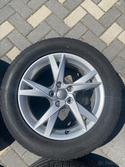 Predám :Originál Alu disky AUDI A3 s letnými pneu 235/55 R17 - 4