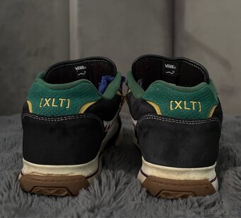 Vans - 4