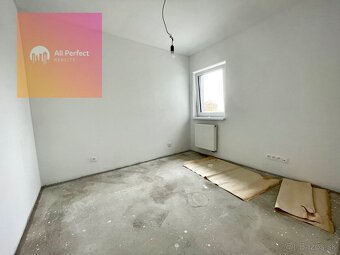 Priestranná novostavba 3 izb. byt s balkónom na predaj - 4