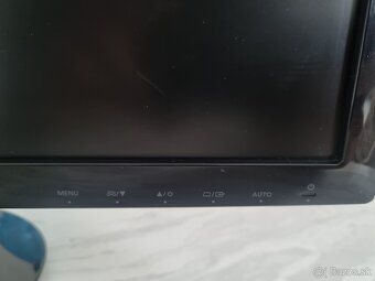 Samsung S24D300H - 4