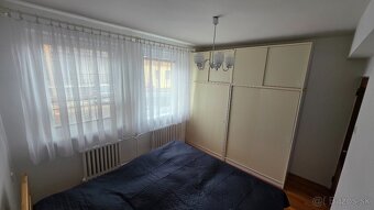 Priestranný rodinný dom s garážou, Senica - 4