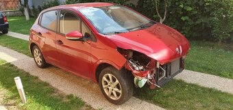 Peugeot 208 1.2i - 4