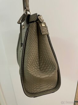 Guess kabelka ORIGINÁL - 4