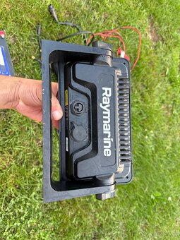 Sonar Raymarine element 7 - 4