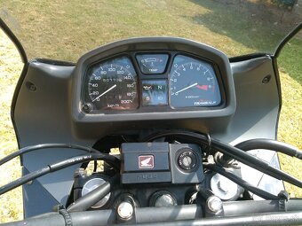 Honda Transalp 600 - 4