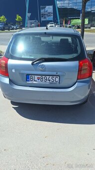Predám vozidlo Toyota Corolla r.v. 2002 - 4