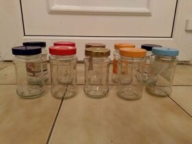Rôzne zaváracie poháre - 4