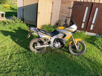 ymaha 125 - 4
