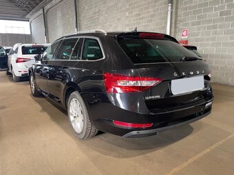 Škoda Superb III Combi 2.0 TDI 140kw Dsg Led Virtual - 4