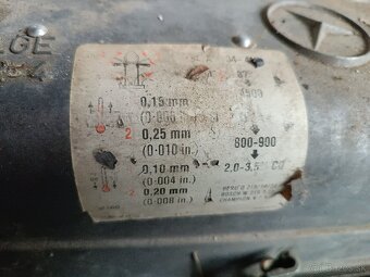 Motor a prevodovka Mercedes - 4