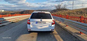 Škoda Octavia Combi 1.6 TDI 115k Style - 4