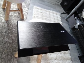 15.6" ACER E5 - 573G/Core I5/12GB RAM/256 SSD a 500HDD/2xGr - 4