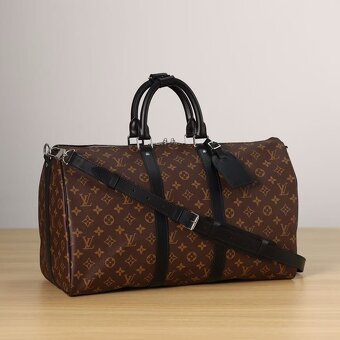 LOUIS VUITTON - 4