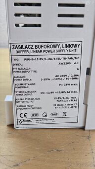 Záložný zdroj AWZ200 – Bez batérie
 - 4