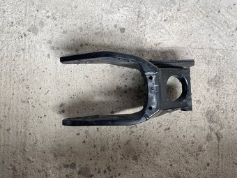 Zadná kyvná vidlica GSX-R 1000 K7 K8 - 4