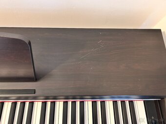 Predám elektrický klavír Yamaha - 4