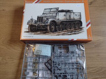 Plastikové modely techniky, ponoriek a lodí 1:72 - 4