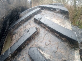 Pneumatika na traktor - 4