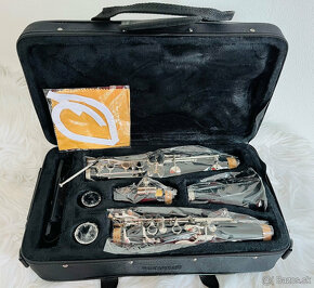 Predám nový B- klarinet IRYIN- komplet s prísušenstvom - 4