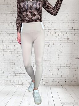 Dámske sťahujúce legíny - 4
