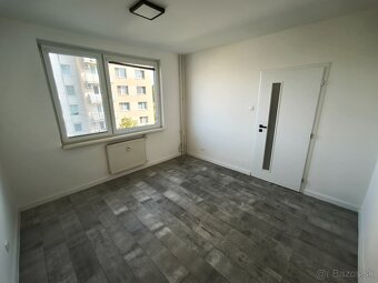 TOP 3 izb nadštandart rekonštruovaný byt na SNP - 4